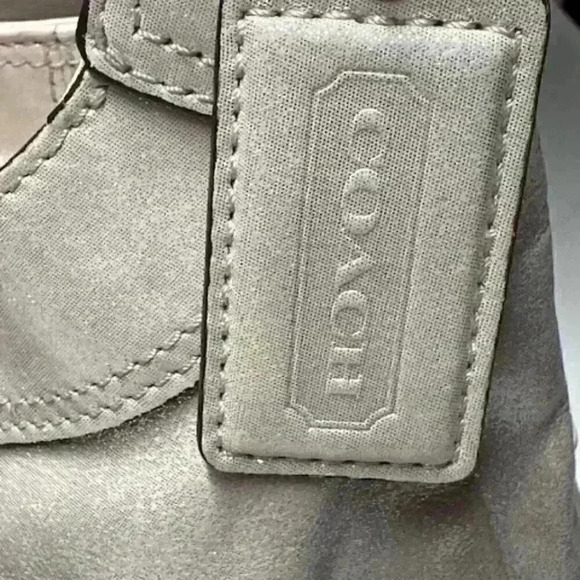 🔥🔥Coach Soho Lynn F17219 Metallic Leather Tote Shoulder Bag - Picture 3 of 14